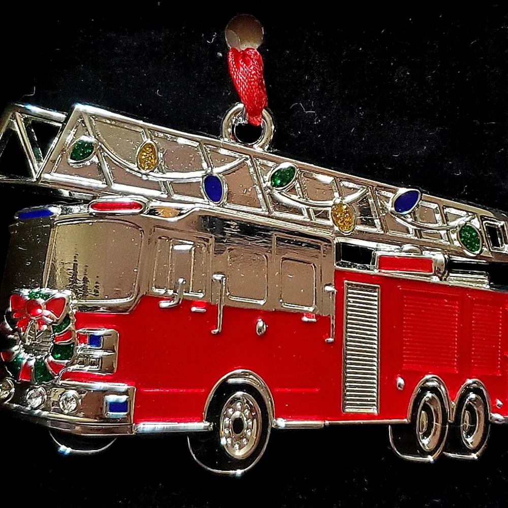 Christmas Tree Holiday Ornament Brilliant Bright Red Fire Engine Truck 3.5' - Picture 4 of 16